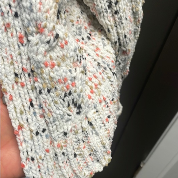 Moon & Madison Speckled Knit Cardigan - Picture 2 of 7